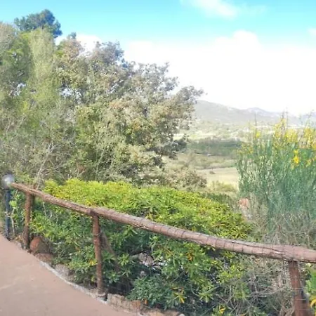 Casa Luisa A Chia *